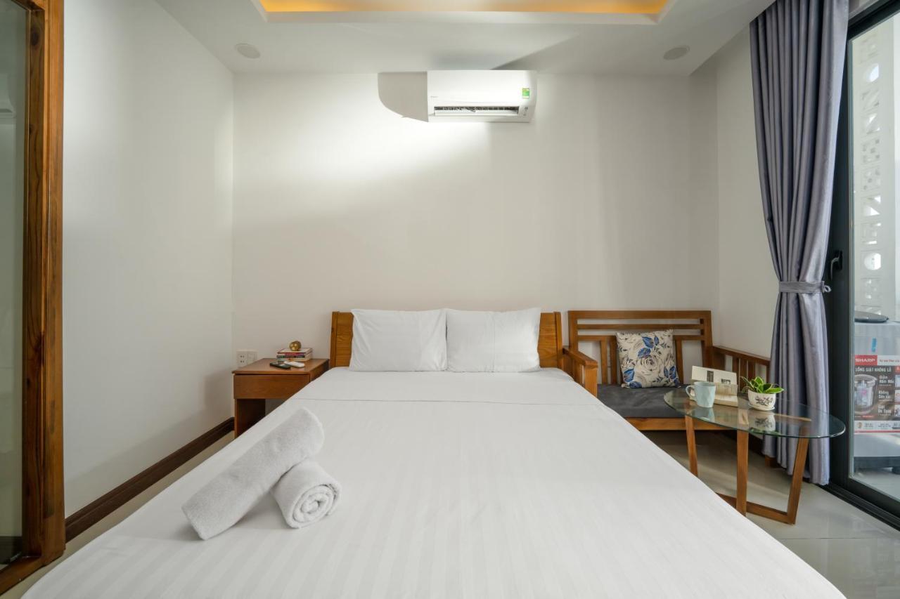 Carol & 4 * Da Nang