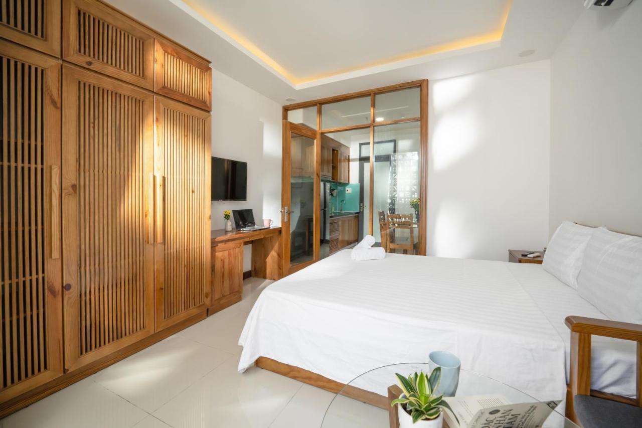 Carol & 4 * Da Nang