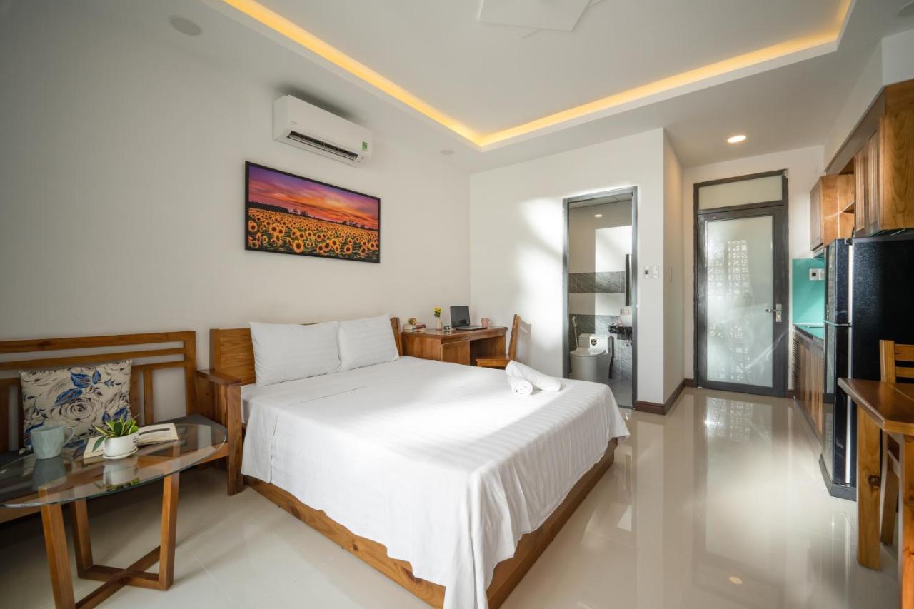 Aparthotel Carol & 4 *